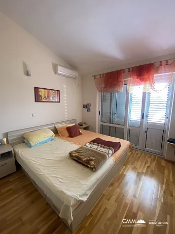 Haus nur 50 Meter vom Meer entfernt in Ulcinj