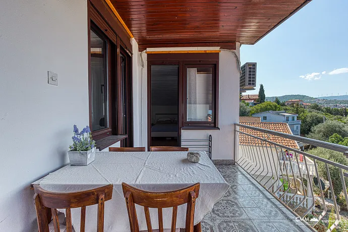 Haus in Dobra Voda mit Panoramablick auf das Meer