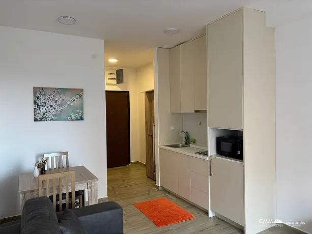 Studio in Bečići – Luxuskomplex mit Pool und Spa