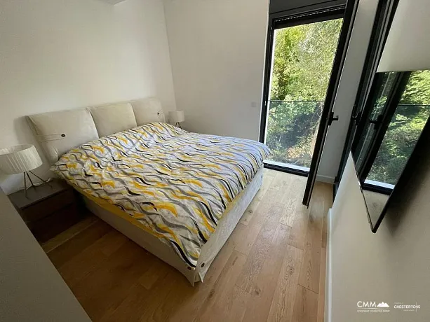 Apartment mit einem Schlafzimmer in einem neu gebauten Komplex in Bečići mit Swimmingpool auf dem Dach