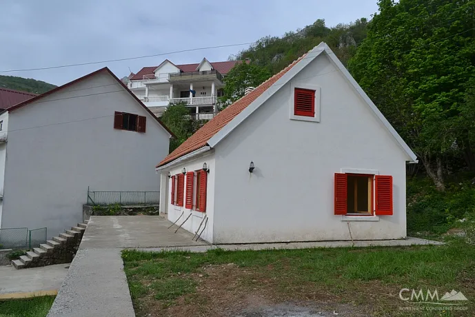 Gemütliches Haus 78m2 in Cetinje, Ugni