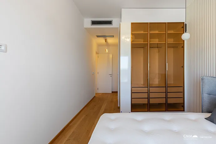 Penthouse in einem Neubau in Becici in der Nähe des Meeres
