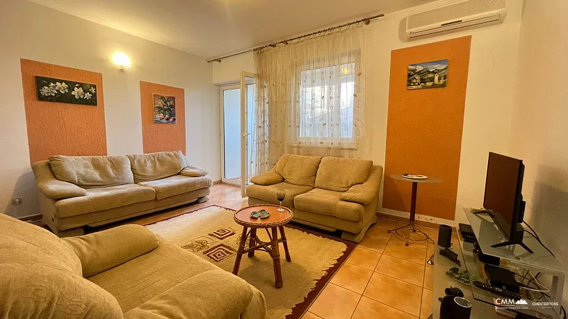 Apartment mit zwei Schlafzimmern in Budva