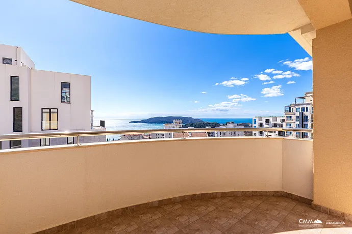 52 m² Wohnung mit Meerblick und zwei Terrassen in Bečići