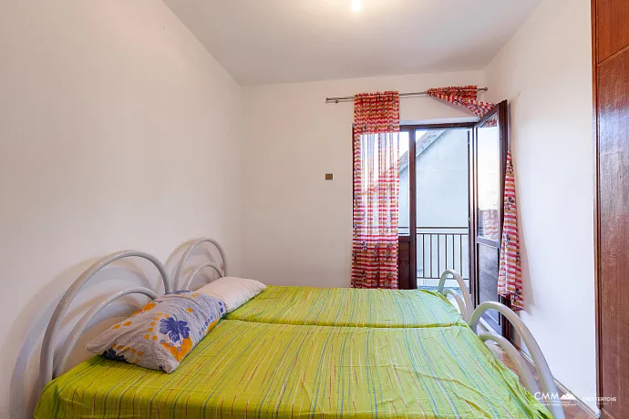 ZU VERKAUFEN: HAUS 270 m² – EINZIGARTIGE GELEGENHEIT IN PRČANJ!