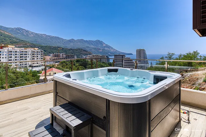 Luxuswohnung in Bečići – Komfort und Prestige vereint