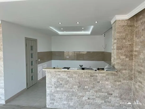 Penthouse in Ulcinj mit Meerblick