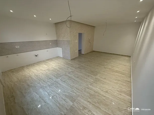 Renovierte Wohnung in Tivat, 78 m²