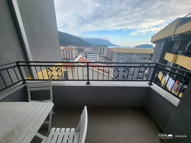 Geräumige Wohnung in Budva mit Meerblick