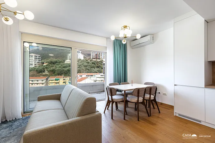 Penthouse in Rafailovici mit Meerblick