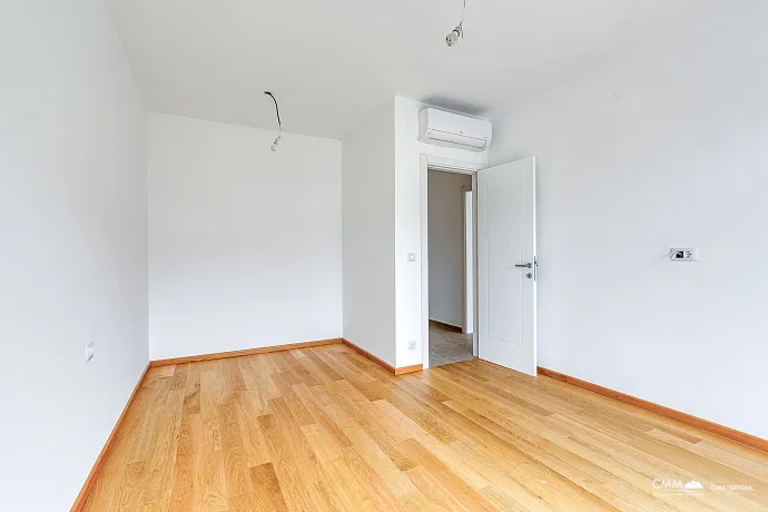 Komplex in Bečići in der Nähe des Meeres