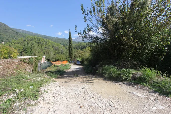 Grundstück in der Gegend von Sutorina, Herceg Novi