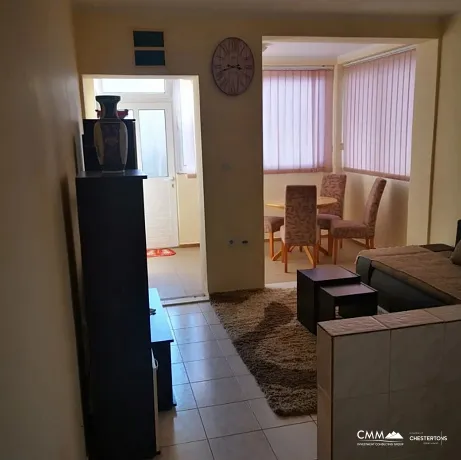 Apartment mit einem Schlafzimmer in Budva und eigenem Garten