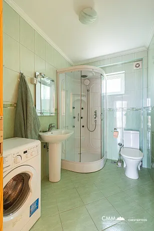 Ein Haus in Sutomore mit Panoramablick auf das Meer 140 m2