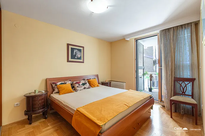 Geräumige Wohnung im Herzen von Budva — in der Nähe der Altstadt und des Strandes