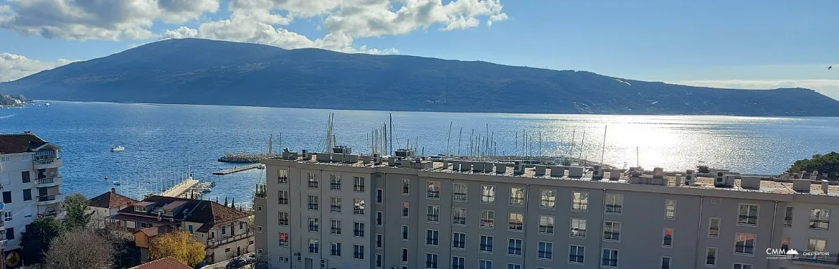 Einzigartige Immobilie in Herceg Novi – Perfekt für Familien oder Investitionen!