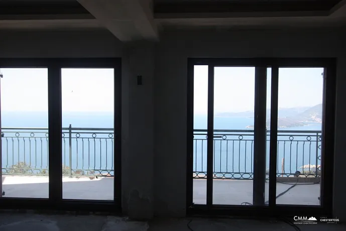 Zwei Villen mit herrlichem Meerblick an der Riviera von Budva