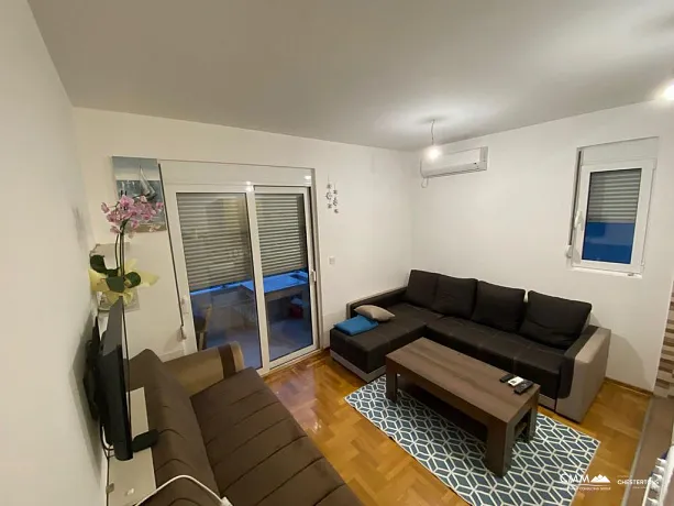 Apartment mit einem Schlafzimmer in Budva