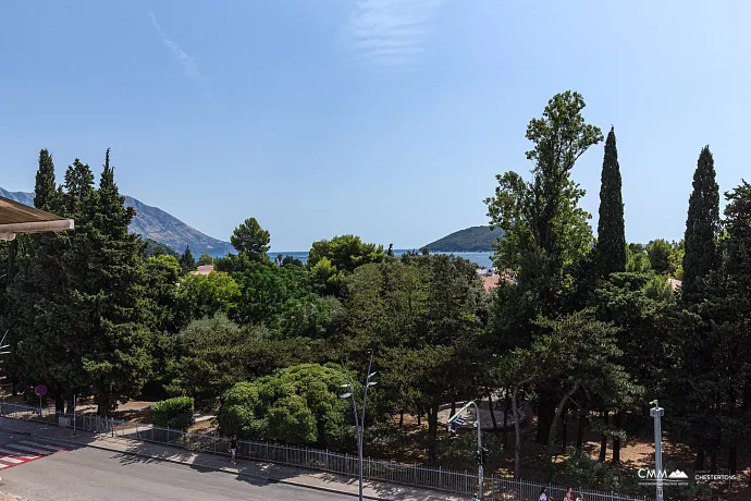 Ein-Zimmer-Wohnung in Budva – Meerblick