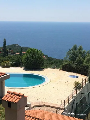 Eine einzigartige Villa mit zwei Swimmingpools und einer perfekten Aussicht