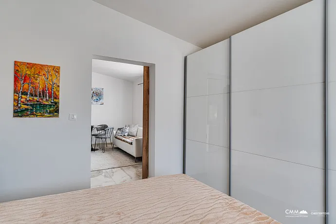 Zweistöckiges geräumiges Haus in Sutomore