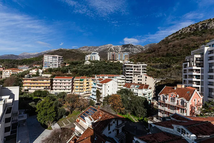 Penthouse in Rafailovici mit Meerblick