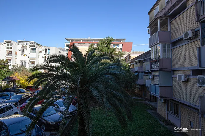 Geräumige Wohnung im Herzen von Budva — in der Nähe der Altstadt und des Strandes