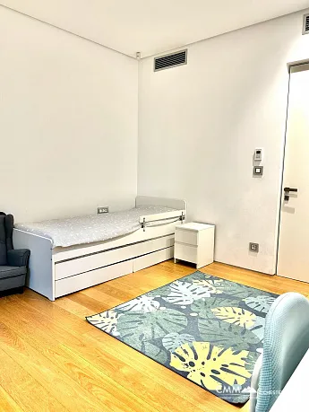Luxuriöse Wohnung in Budva mit Meerblick
