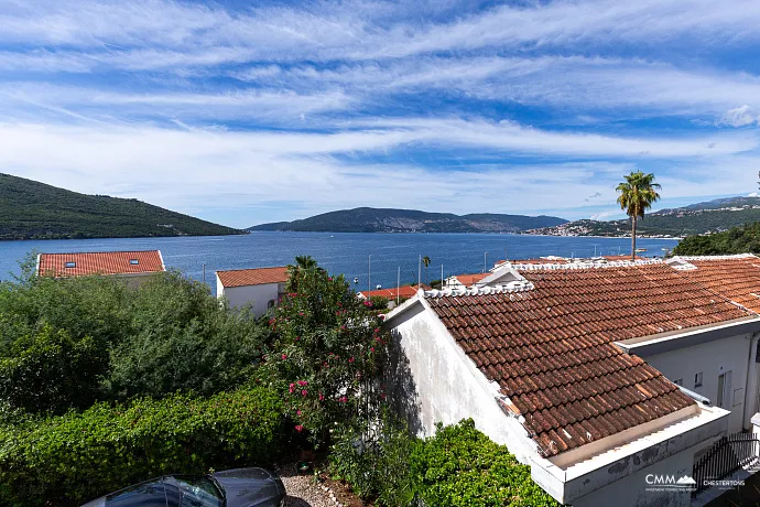 Haus in Kumbor 200 m zum Meer