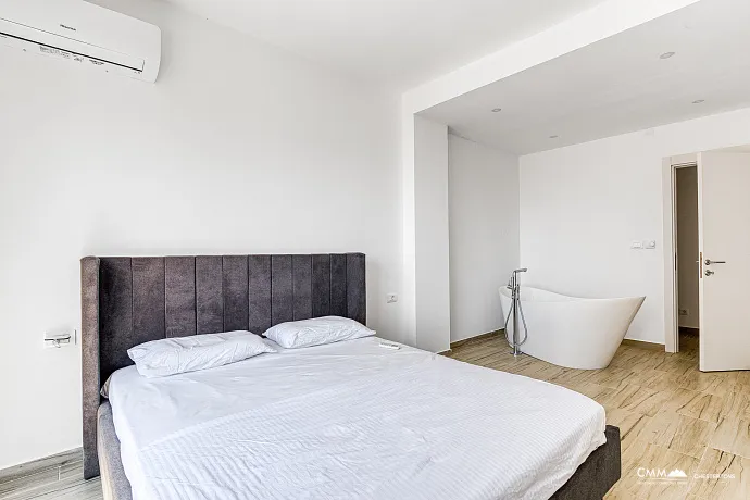Luxuswohnung in Bečići – Komfort und Prestige vereint