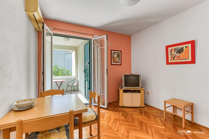 Petrovac, Ein-Zimmer-Wohnung zu verkaufen