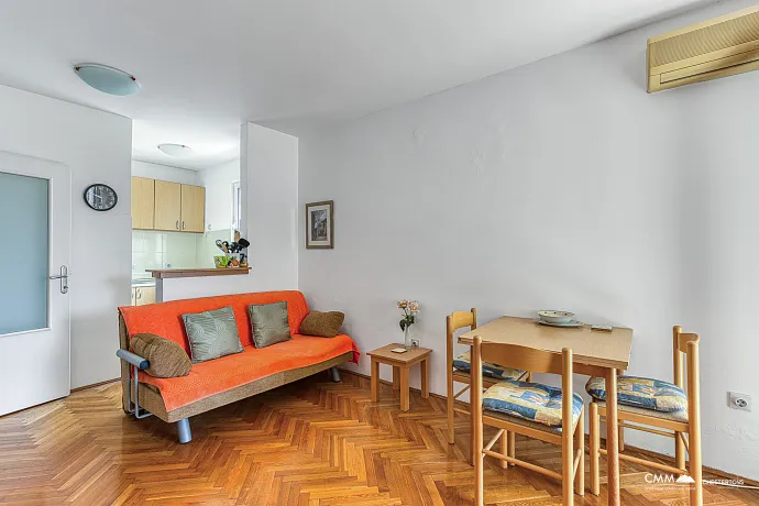 Petrovac, Ein-Zimmer-Wohnung zu verkaufen