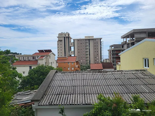 Apartment mit zwei Schlafzimmern in Petrovac in einer ruhigen Gegend, nur wenige Gehminuten vom Strand entfernt