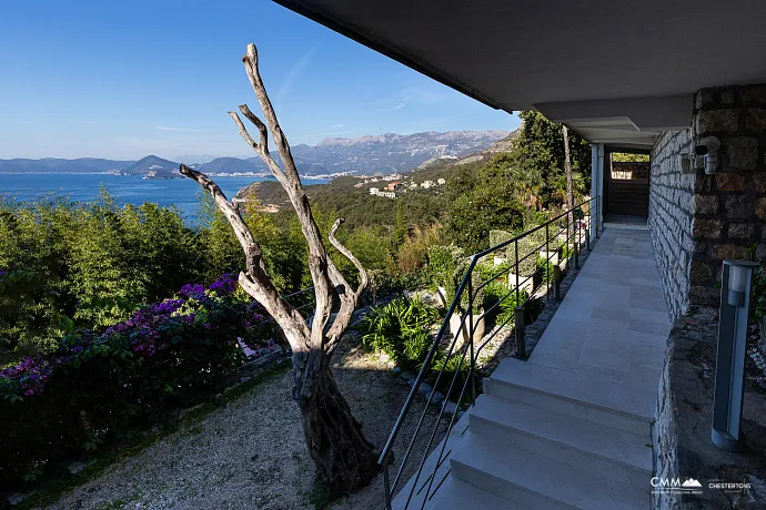 Charmantes Steinhaus mit Meerblick in der Nähe von Sveti Stefan