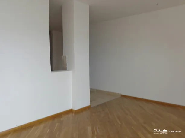 Wohnung in der Nähe des Meeres in Rafailovici