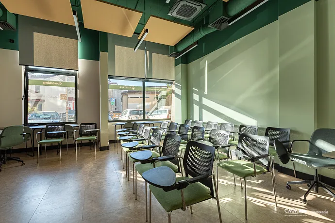 Gewerbeimmobilie in Budva, 400 m²