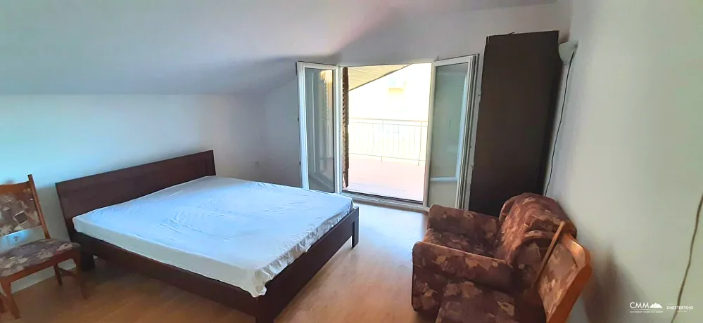 Geräumige 85m2 Wohnung mit 3 Schlafzimmern und Meerblick in Herceg Novi