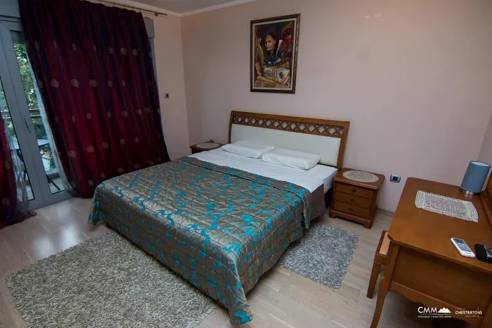 Luxusvilla mit Pool in Budva