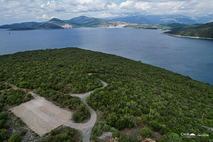 Plot in Bigova