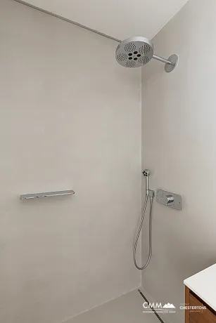 Dreizimmerwohnung in Budva mit herrlichem Blick