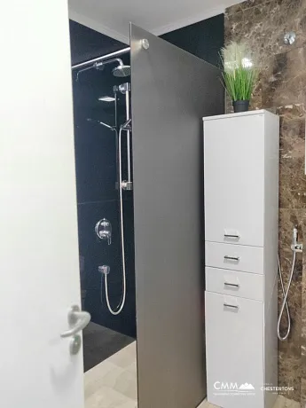 Apartment mit einem Schlafzimmer in Budva in der ersten Reihe