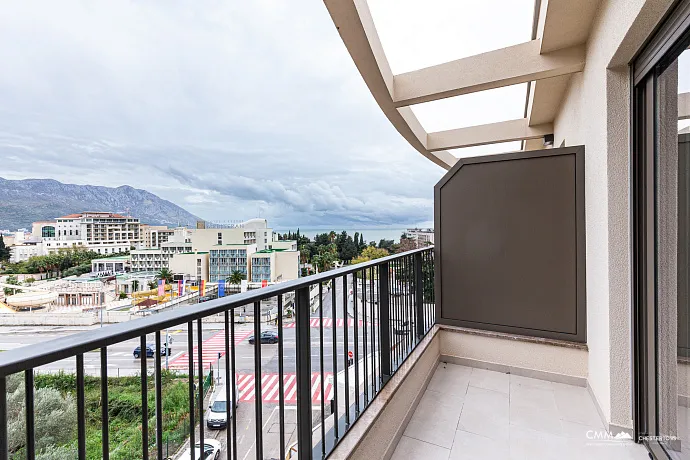 Komplex in Bečići in der Nähe des Meeres