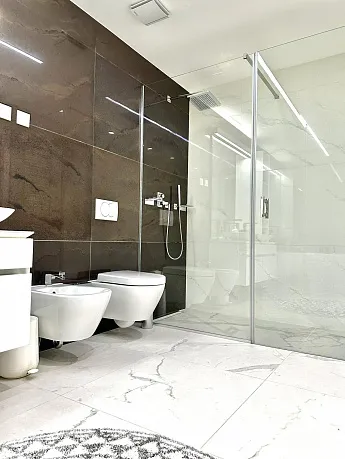Luxuriöse Wohnung in Budva mit Meerblick