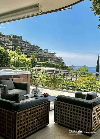 Luxuriöse Wohnung in Budva mit Meerblick