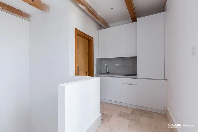 Penthouse in Rafailovici mit Meerblick