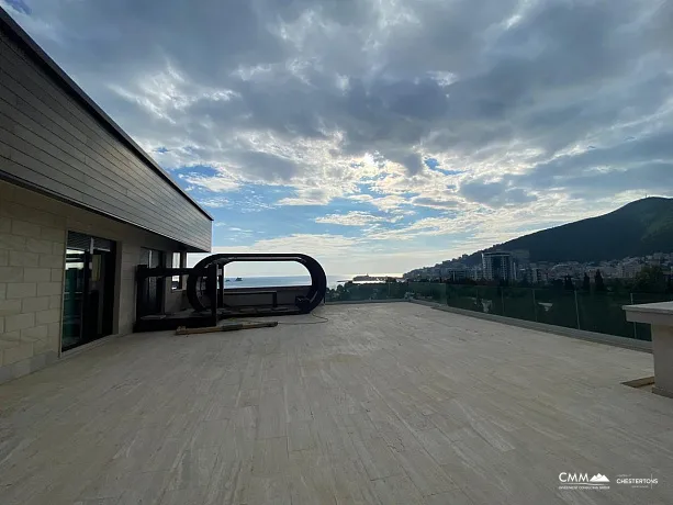 Dachterrasse im Zentrum von Budva