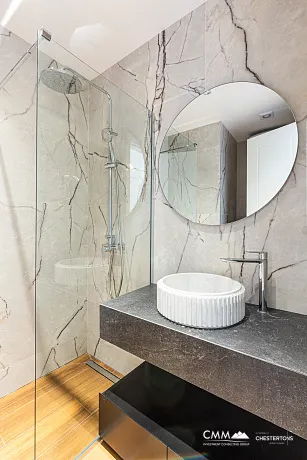 Penthouse in einem Neubau in Becici in der Nähe des Meeres