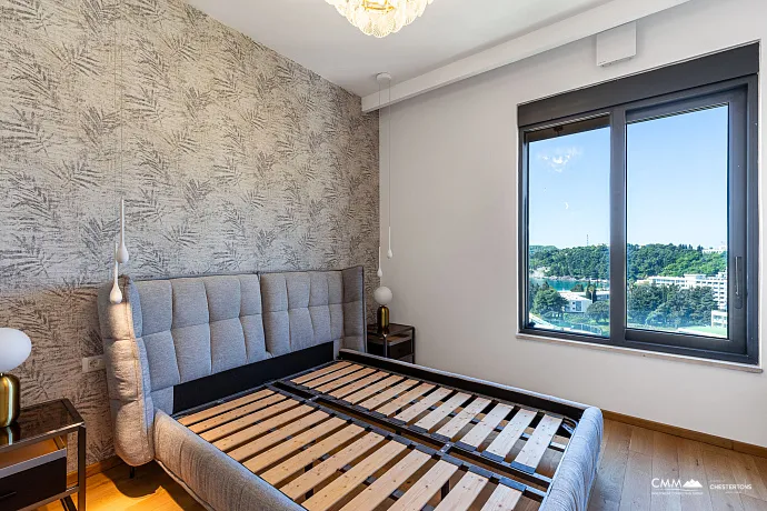 Penthouse in einem Neubau in Becici in der Nähe des Meeres