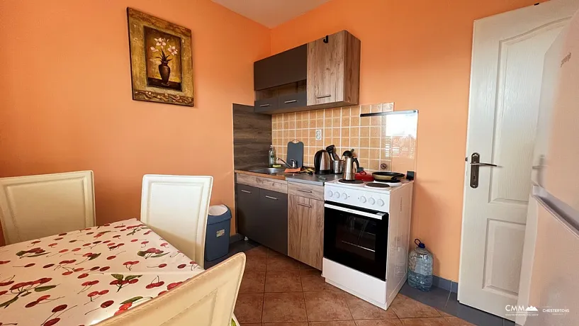 Studio 33m2 mit teilweisem Meerblick in Herceg Novi, Bijela