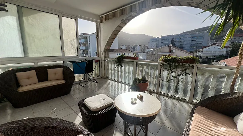 Apartment mit zwei Schlafzimmern in Budva